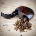 tobacco in a poket bróg briar pipe