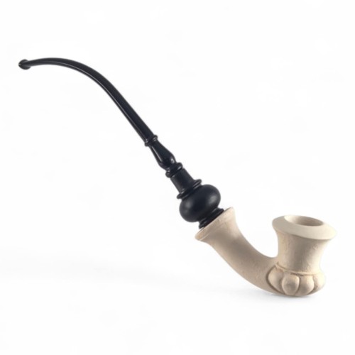 clay tobacco pipe with decorative mouthpiece parol bróg shell